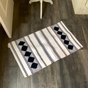 π Caravan Home Decor Diamond Stripe Woven Black White Area Rug Bohemain